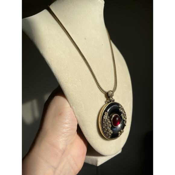 Chico's Pendant Necklace Antique Gold Tone Swirl Disc Red Glass Medallion 20” - Picture 2 of 6